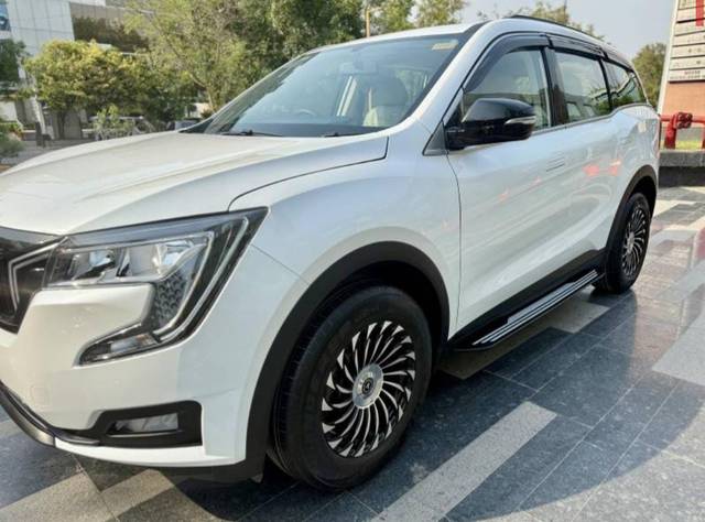 https://images10.gaadi.com/usedcar_image/4576707/original/1b5198bfe432a82253ab6e0e2131244a.jpg?imwidth=6400