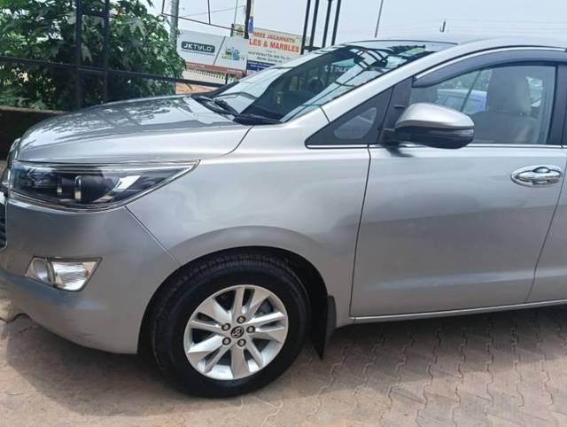https://images10.gaadi.com/usedcar_image/4576718/original/processed_934732d6-3657-4dbd-bdb9-2c445cf5b4e6.jpg?imwidth=6400