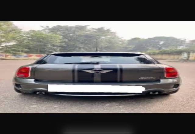 https://images10.gaadi.com/usedcar_image/4576725/original/6f4b1a32-c7cf-4d7c-8007-9ce0c2ba8ea4.?imwidth=6401
