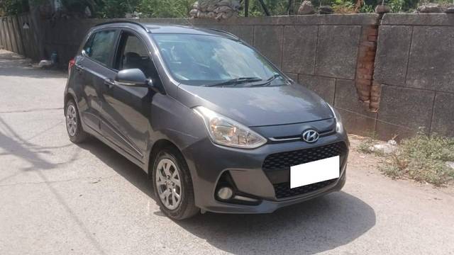 https://images10.gaadi.com/usedcar_image/4576728/original/processed_6968bf72b20eedd483c6f1698974db76.jpg?imwidth=6400