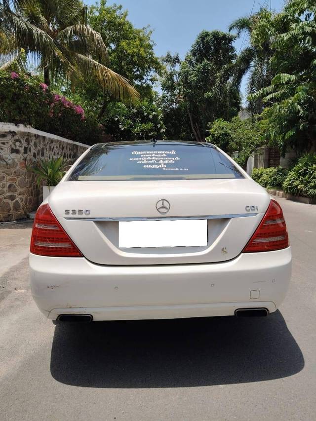 https://images10.gaadi.com/usedcar_image/4576734/original/processed_1f07214142271cc9324db835b5d25fbb.jpg?imwidth=6402