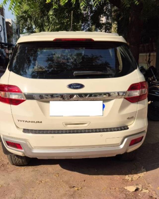 https://images10.gaadi.com/usedcar_image/4576747/original/processed_d58da78f-541f-4d3d-aa50-73eb7ead8201.jpg?imwidth=6402