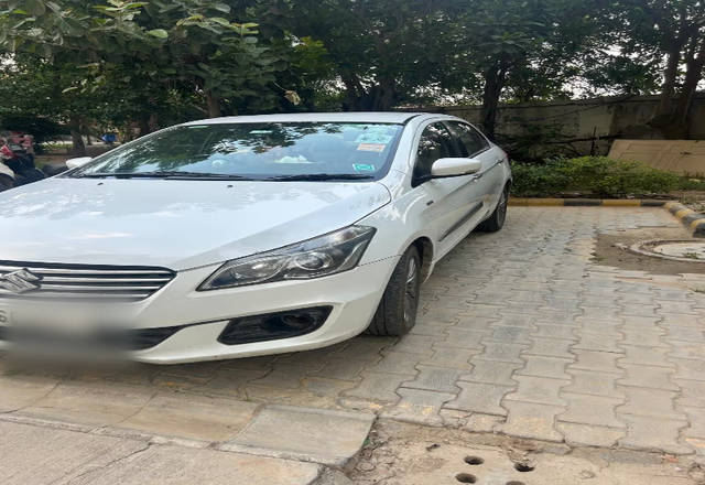 https://images10.gaadi.com/usedcar_image/4576763/original/a2c30923-8217-4063-9569-6ff5390da5bb.?imwidth=6402