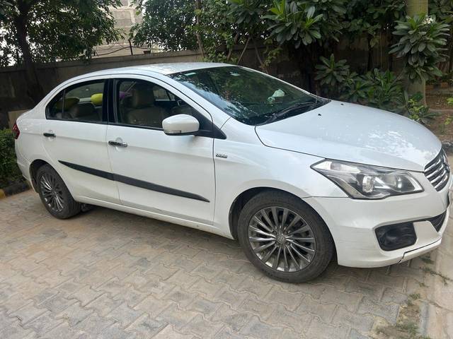 https://images10.gaadi.com/usedcar_image/4576763/original/af193884-0c4f-4f22-87ab-4e06bc257848.jpg?imwidth=6400