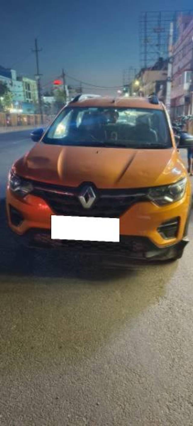 https://images10.gaadi.com/usedcar_image/4576766/original/processed_03535681-9276-4776-b53c-dbf975df0d78.jpg?imwidth=6402
