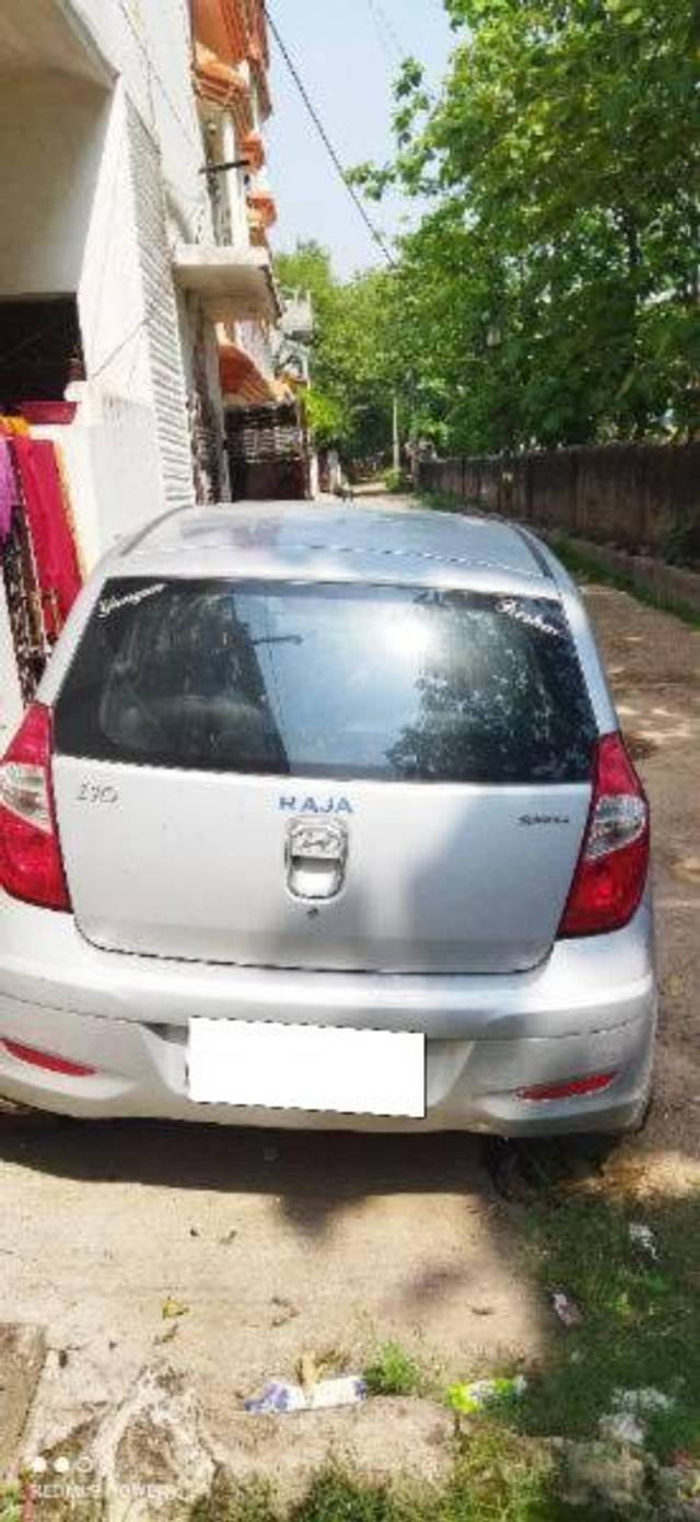 https://images10.gaadi.com/usedcar_image/4576769/original/processed_e07f24e2-619f-475b-a032-a9096b6d316c.jpg?imwidth=6401