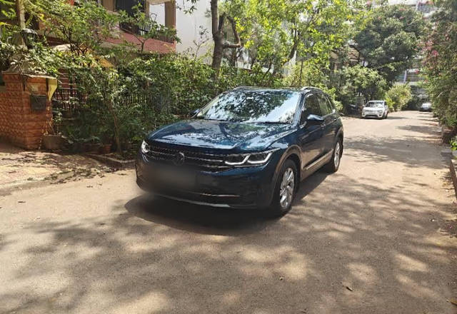 https://images10.gaadi.com/usedcar_image/4576778/original/e1584a0c-1042-41b8-a5c9-46f3a6463858.?imwidth=6401