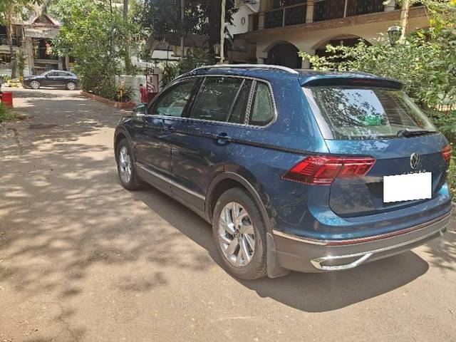 https://images10.gaadi.com/usedcar_image/4576778/original/processed_eb048747-9fc9-428b-81d1-53828382211e.jpg?imwidth=6400
