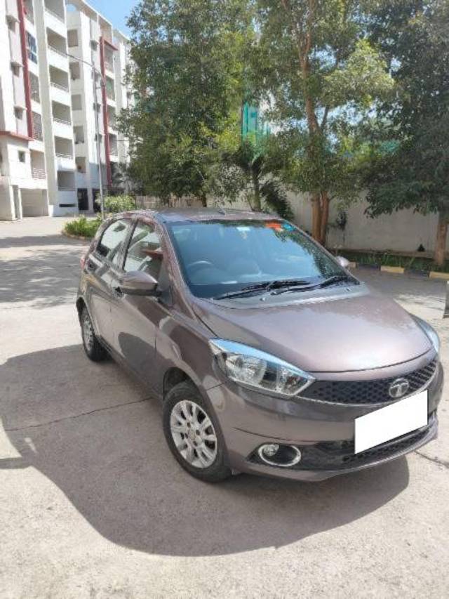 https://images10.gaadi.com/usedcar_image/4576800/original/processed_95e6ef5f-ca79-4f08-8802-66a35fc95289.jpg?imwidth=6400