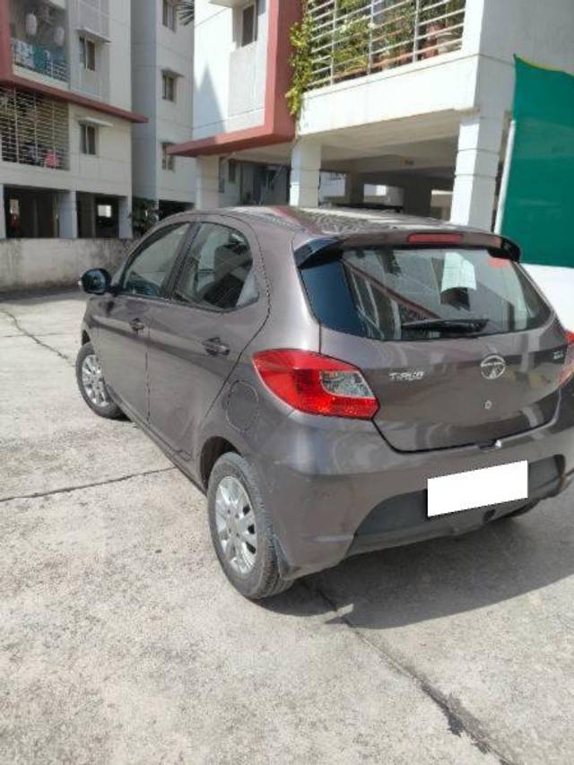 https://images10.gaadi.com/usedcar_image/4576800/original/processed_e6186a1d-91a4-4262-8fca-b8ac73492212.jpg?imwidth=6402