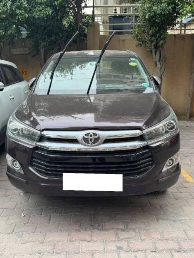 https://images10.gaadi.com/usedcar_image/4576801/original/processed_27dc43f1-be9f-421b-9bad-bca2ab74b477.jpeg?imwidth=6402