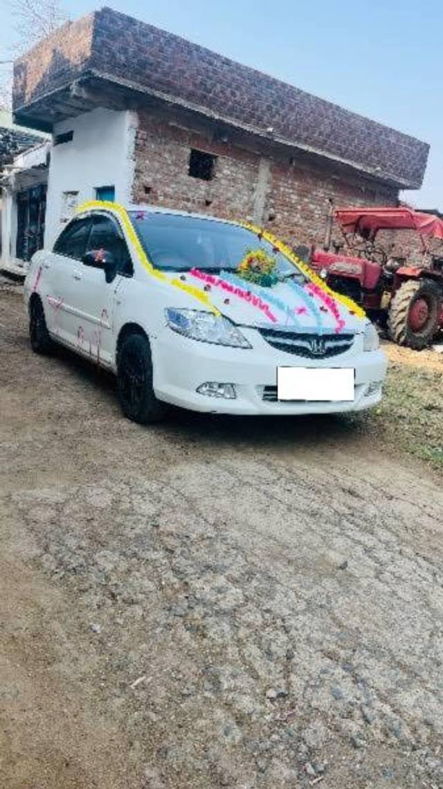 https://images10.gaadi.com/usedcar_image/4576803/original/processed_89a970b0-5e36-4b62-954b-576454261e88.jpeg?imwidth=6401