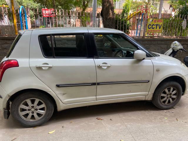 https://images10.gaadi.com/usedcar_image/4576816/original/aa16cc2e-3511-451a-b8b3-c1e0149221ee.jpg?imwidth=6401