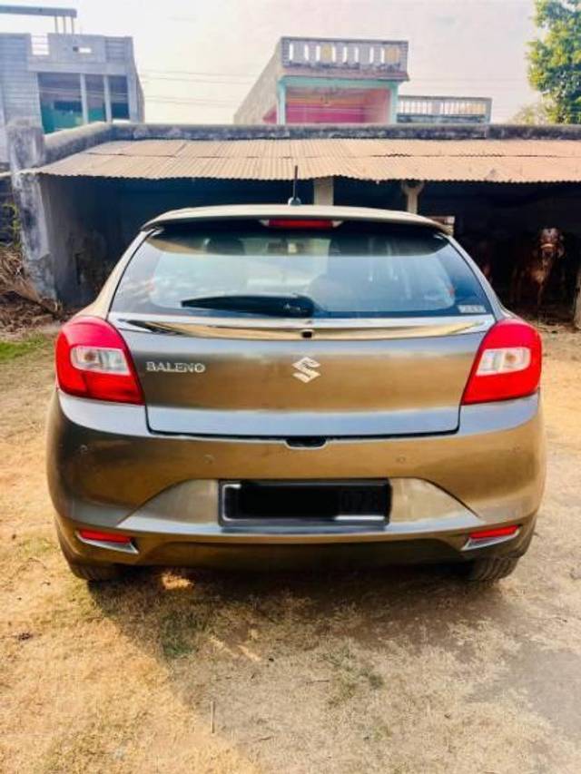 https://images10.gaadi.com/usedcar_image/4576855/original/processed_be5ab25b-9468-4e03-8bcc-7486933651b4.jpg?imwidth=6402