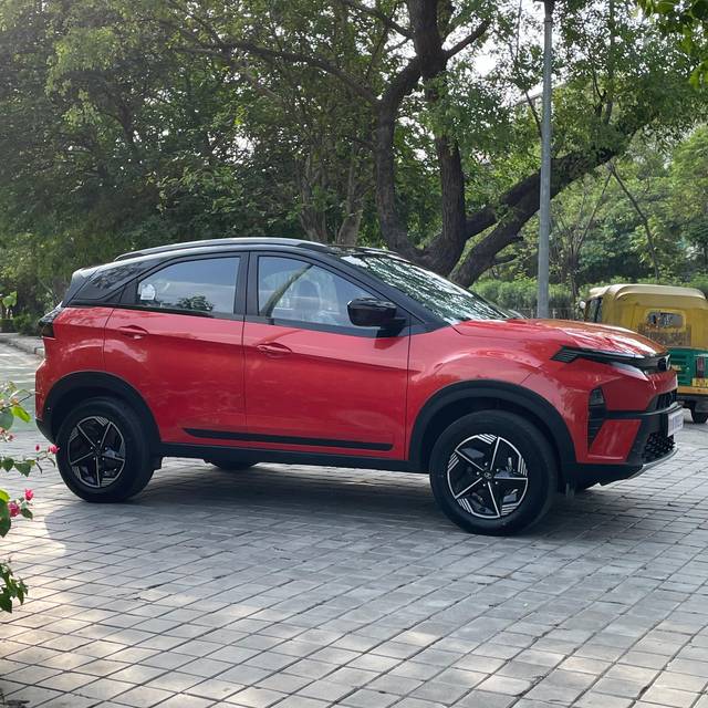 https://images10.gaadi.com/usedcar_image/4576881/original/9c641df0cbd72a0f2961f122a409f7db.jpg?imwidth=6401