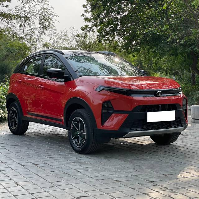 https://images10.gaadi.com/usedcar_image/4576881/original/processed_3d4bce8c43c1286850cb17153c0a696a.jpg?imwidth=6400