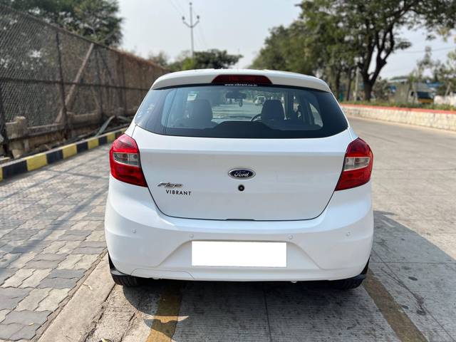 https://images10.gaadi.com/usedcar_image/4576919/original/processed_8229b1dd-9e3a-461e-9492-e0561b4f7a94.jpg?imwidth=6402