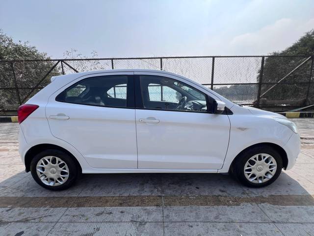 https://images10.gaadi.com/usedcar_image/4576919/original/processed_da6c4e64-84f6-40a6-bbc9-396ed7d770d6.jpg?imwidth=6401