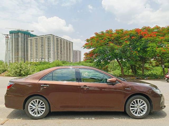 https://images10.gaadi.com/usedcar_image/4576921/original/processed_878a4877f32b430e789862f756b1b0d9.jpg?imwidth=6401