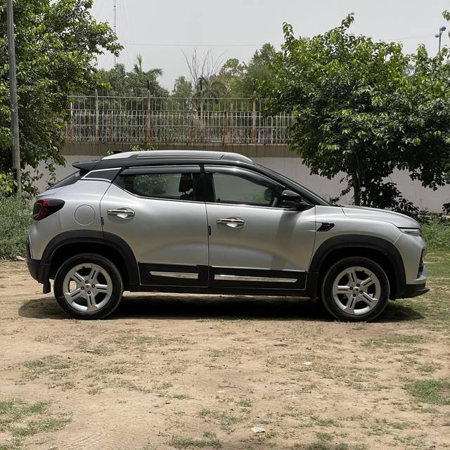 https://images10.gaadi.com/usedcar_image/4576950/original/4312b0bde0ff494eb3b9d4c58c4e203b.jpg?imwidth=6401
