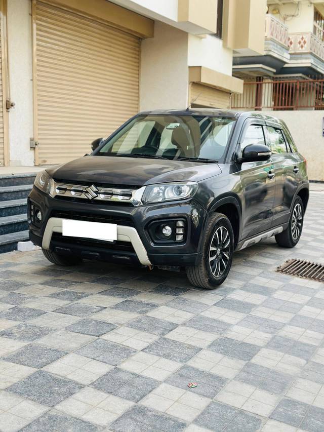 https://images10.gaadi.com/usedcar_image/4576951/original/processed_a7b48a45f329c780bc6be60fbeccea84.jpg?imwidth=6402