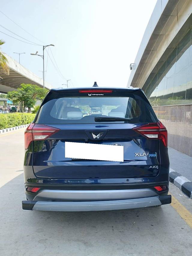 https://images10.gaadi.com/usedcar_image/4576955/original/processed_e67192d3033d54b1acc46177bacfa6ab.jpg?imwidth=6401