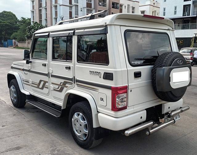 https://images10.gaadi.com/usedcar_image/4576956/original/processed_8853a7ae-70b4-4296-8bbc-65e72f84bc38.jpg?imwidth=6401