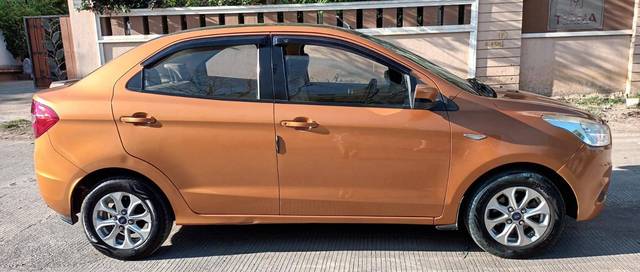 https://images10.gaadi.com/usedcar_image/4576983/original/processed_8d0b8307-cc3b-4e86-b389-5892eae9487b.jpg?imwidth=6401