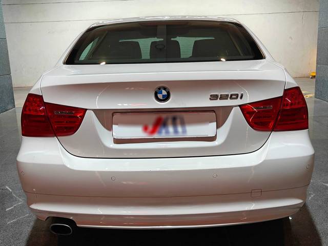 https://images10.gaadi.com/usedcar_image/4577016/original/processed_2a220c33ff5abe059bffef133fe6e849.jpg?imwidth=6402