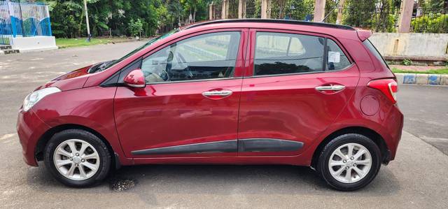 https://images10.gaadi.com/usedcar_image/4577025/original/processed_3b38b70ef43f41348fbaa7f9055dd816.jpg?imwidth=6402
