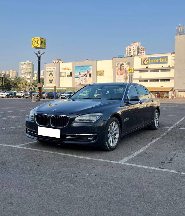https://images10.gaadi.com/usedcar_image/4577032/original/processed_2fba2361206742683d67eefa9c8f6f73.jpeg?imwidth=6402