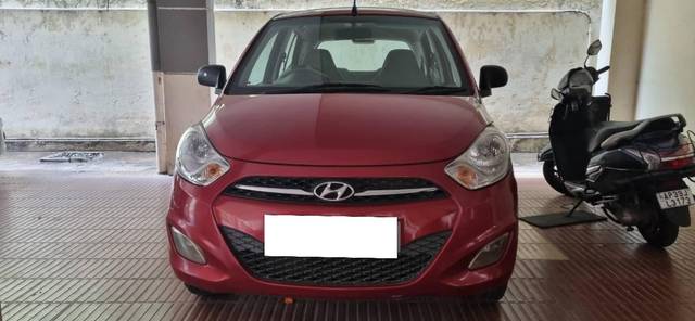 https://images10.gaadi.com/usedcar_image/4577036/original/processed_b57cd74c-100b-4380-a64b-208c04e0db60.jpg?imwidth=6402