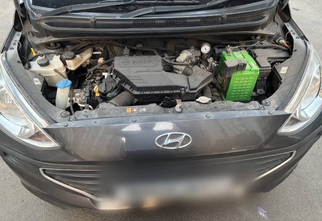https://images10.gaadi.com/usedcar_image/4577047/original/688deee1-bf80-43bc-b79a-443092d8d7b8.?imwidth=6402