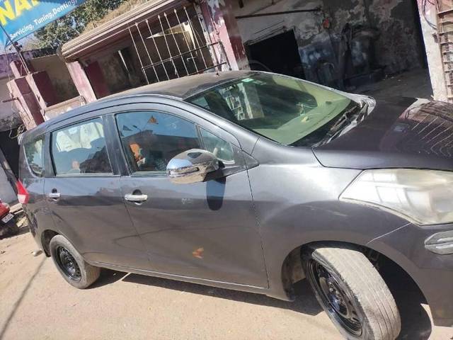 https://images10.gaadi.com/usedcar_image/4577058/original/processed_591238a7-d70b-403d-b4f3-92ba775f8656.jpg?imwidth=6400