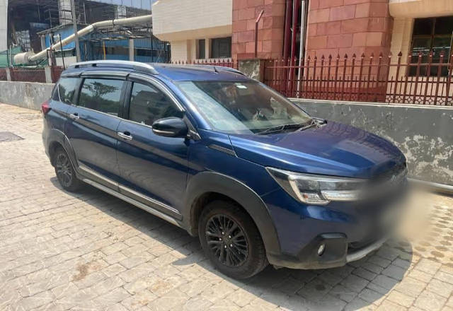 https://images10.gaadi.com/usedcar_image/4577070/original/b31c4c40-004d-4a20-b4b1-72e1c6cc006f.?imwidth=6400