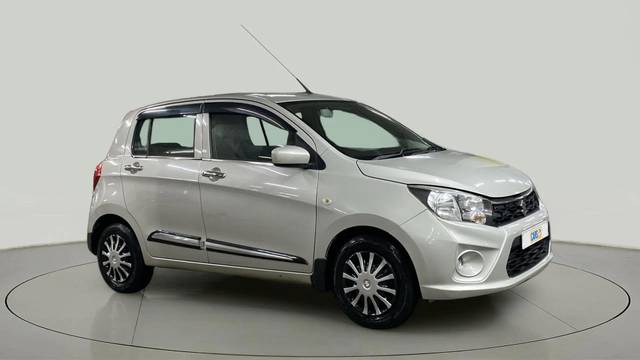 https://images10.gaadi.com/usedcar_image/4577073/original/f99fd10359d1592f1a8c6ede063aff9a.jpg?imwidth=6400