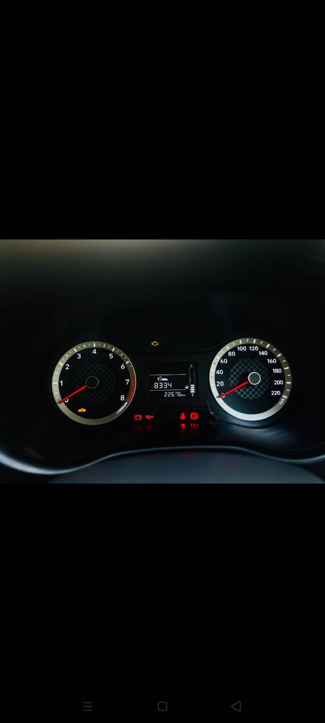 https://images10.gaadi.com/usedcar_image/4577083/original/6e4b00b59ae06273284372d3620771c0.jpg?imwidth=6402