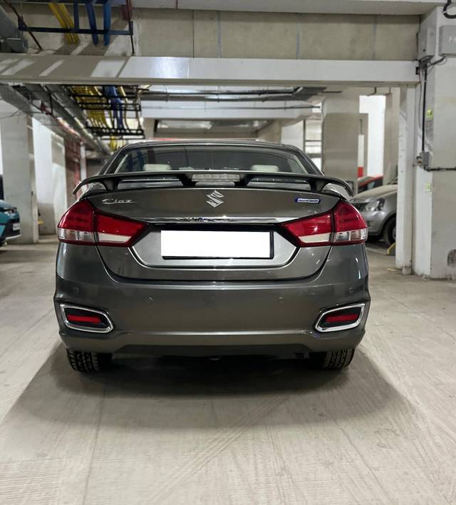 https://images10.gaadi.com/usedcar_image/4577087/original/processed_655ed3a2f43730a4af1fc4bfd79b0f7f.jpeg?imwidth=6401
