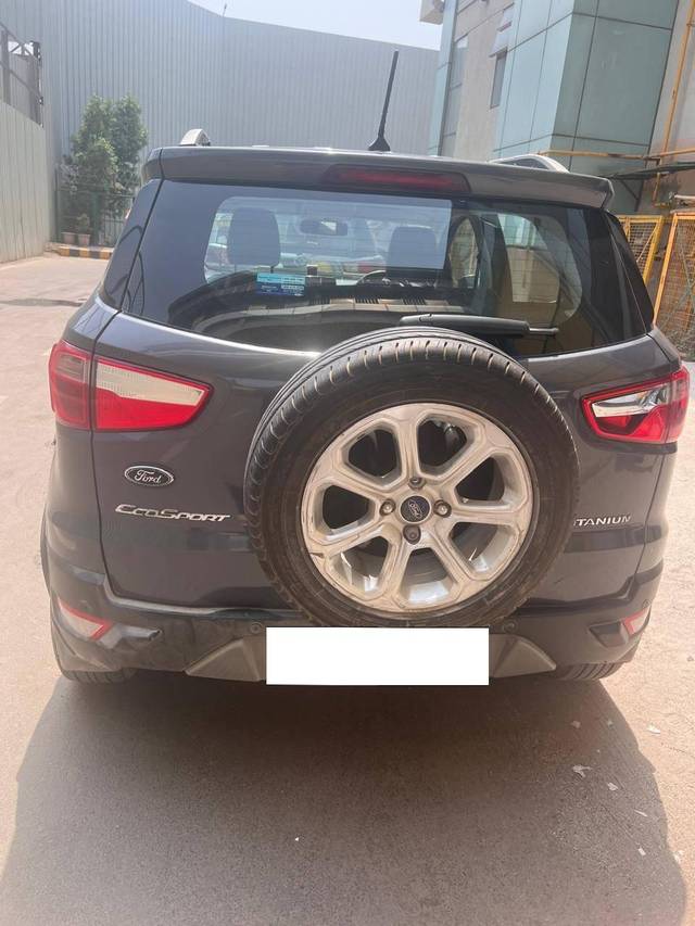 https://images10.gaadi.com/usedcar_image/4577121/original/processed_05585c06-9632-4d55-93ef-7ace68d86621.jpg?imwidth=6400