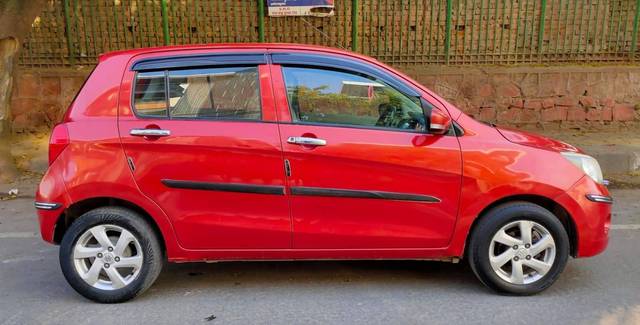 https://images10.gaadi.com/usedcar_image/4577166/original/processed_15fe247aa19d00ef4bf773fb133885bf.jpg?imwidth=6401