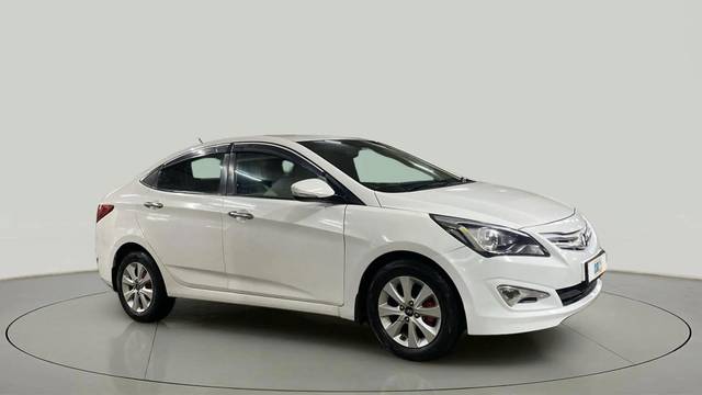 https://images10.gaadi.com/usedcar_image/4577174/original/3ec730376f307b89845ae23a585eb606.jpg?imwidth=6400