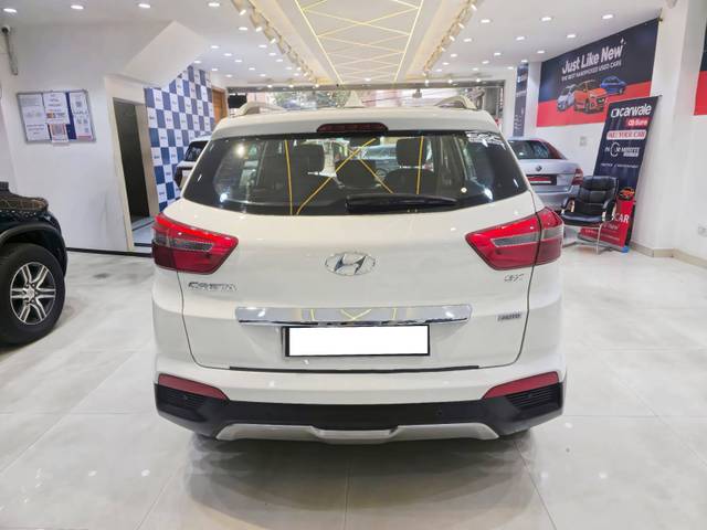 https://images10.gaadi.com/usedcar_image/4577182/original/processed_ff984d199fc7f5f473d96041f47660af.jpg?imwidth=6402