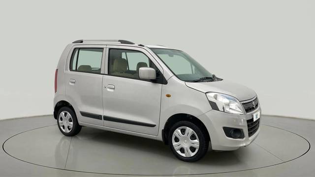 https://images10.gaadi.com/usedcar_image/4577185/original/22e0e2159d6be4d3249ccd0f90036ec7.jpg?imwidth=6400