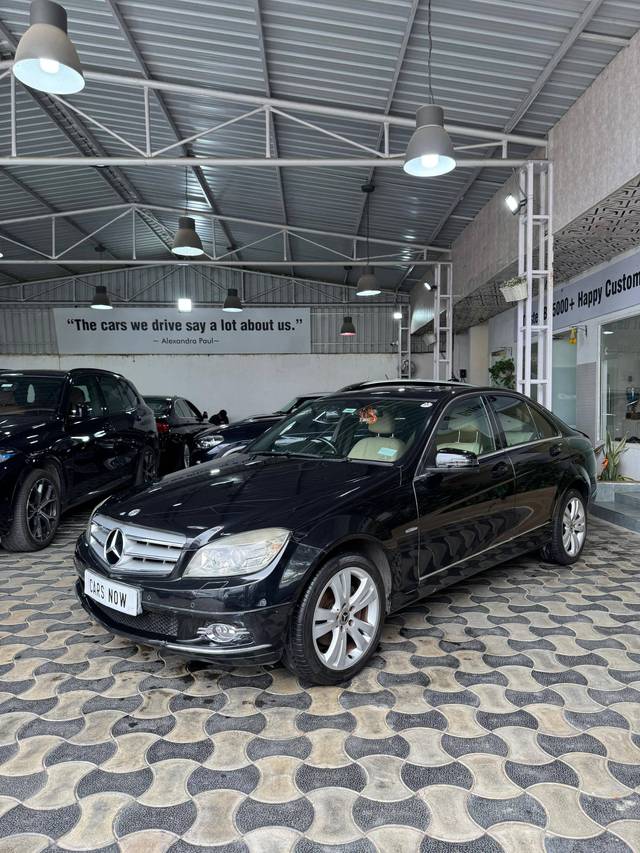https://images10.gaadi.com/usedcar_image/4577188/original/processed_1c7ad13762b04fb17588b35423d04833.jpg?imwidth=6400