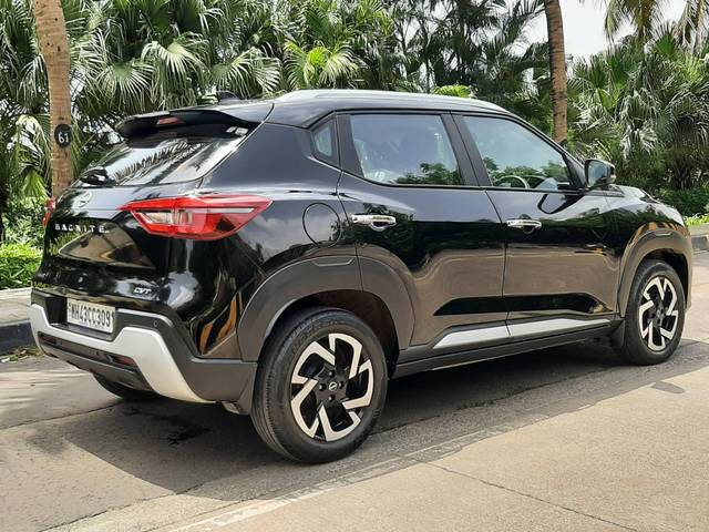 https://images10.gaadi.com/usedcar_image/4577207/original/processed_c2e885adfa853bfa1e4aaff69d9ae0a9.jpg?imwidth=6402