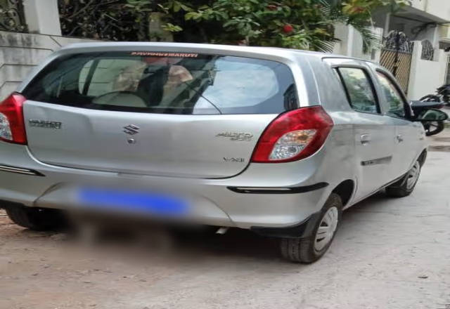 https://images10.gaadi.com/usedcar_image/4577284/original/f306afb2-bd37-4e2a-bc00-898de92d2ed4.?imwidth=6401