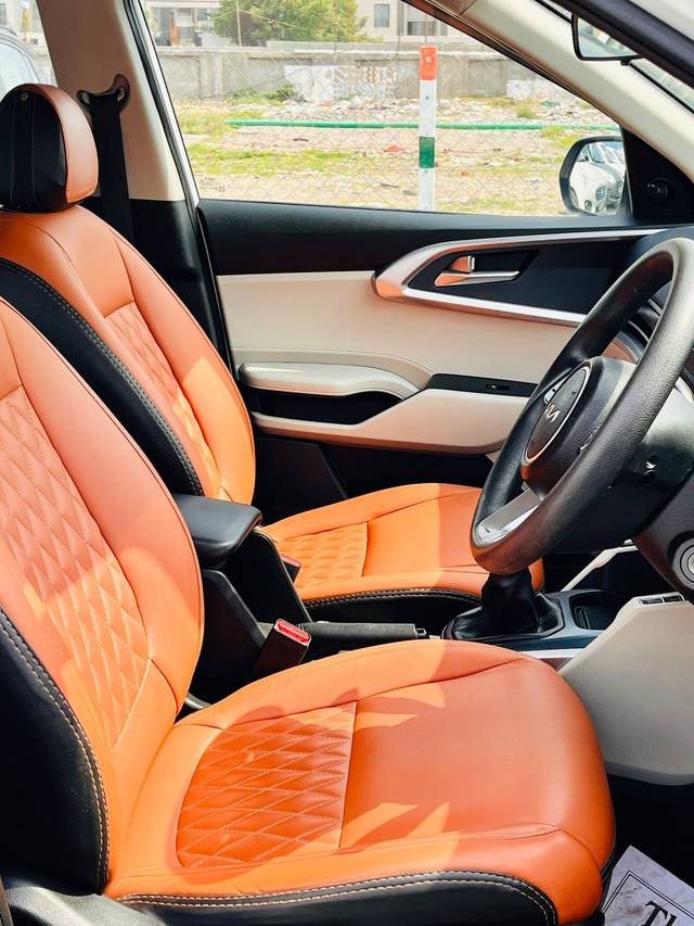 https://images10.gaadi.com/usedcar_image/4577298/original/f52c7d26d7033d07844b54bbcbd0e960.jpg?imwidth=6402