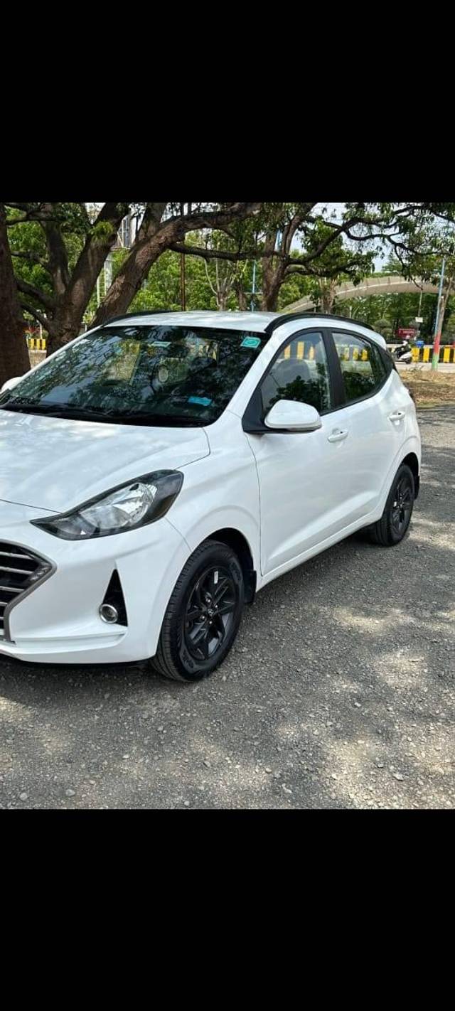 https://images10.gaadi.com/usedcar_image/4577315/original/processed_2eb9cf7baa9eb293f4cc620377d06e4c.jpeg?imwidth=6400