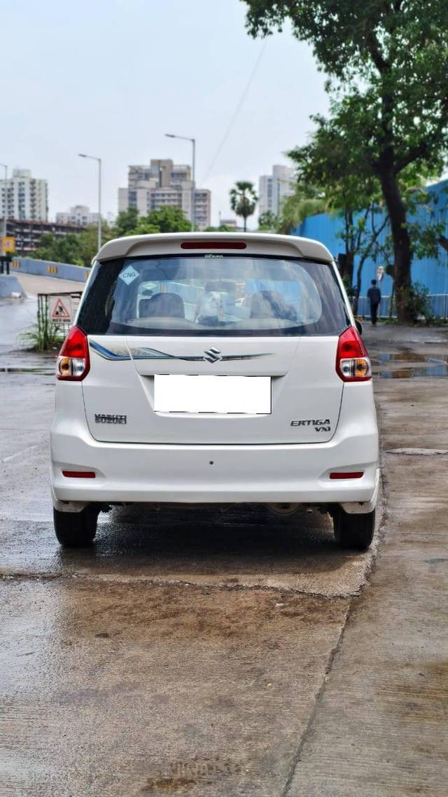 https://images10.gaadi.com/usedcar_image/4577316/original/processed_9de1dcde06b0ad621573965815232e63.jpg?imwidth=6402