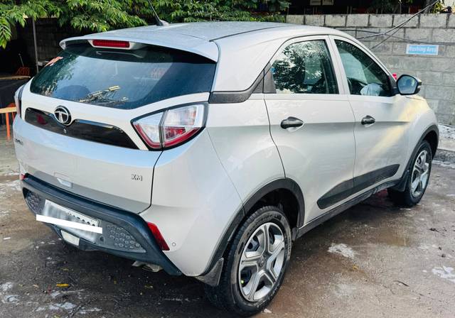https://images10.gaadi.com/usedcar_image/4577318/original/processed_d9c555b7-cf27-4d93-9ec7-a3812c409ecf.jpg?imwidth=6402